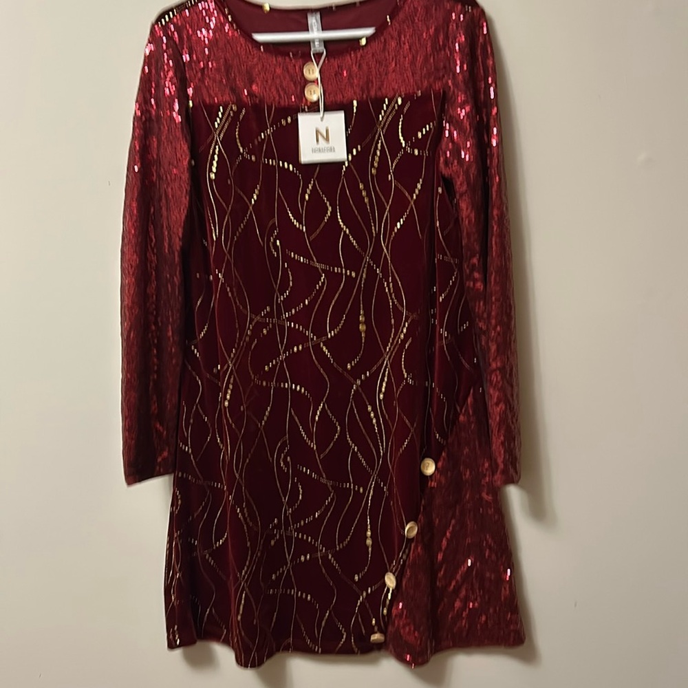 Nora Cora wine velvet dress red sequins gold trim new with style tag. Size M